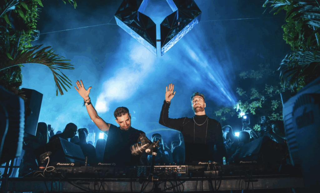 cocktail-in-a-can, portable cocktails, summer party drinks, outdoor cocktails, convenience RTD drinks, easy party cocktails, festival RTD drinks, refreshing RTD spirits, on-the-go cocktails, chill party drinks, premium pre-mixed spirits, HIAMI Event Productions, RTD beach party cocktails, RTD Party Cocktails, global rtd cocktails, HIAMI rtd cocktails, Destination RTD Drink, Vacation RTD Cocktails, HIAMI HOOCH essential RTD Drinks, HIAMI HOOCH essential ready to drink Cocktails, best RTD Cocktails, Top Ready to drink cocktails, Top rtd cocktails, Beach rtd cocktails, spring break RTD cocktails, best Spring break RTD Drinks, Best Ready to Drink Cocktails, top RTD Cocktails, Top ready to drink cocktails, best rtd cocktails, best ready to drink cocktails, top RTD ready to drink cocktails, best rtd cocktail brand,